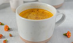 Milk-with-turmeric