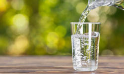 Drinking-8-10-glasses-of-water